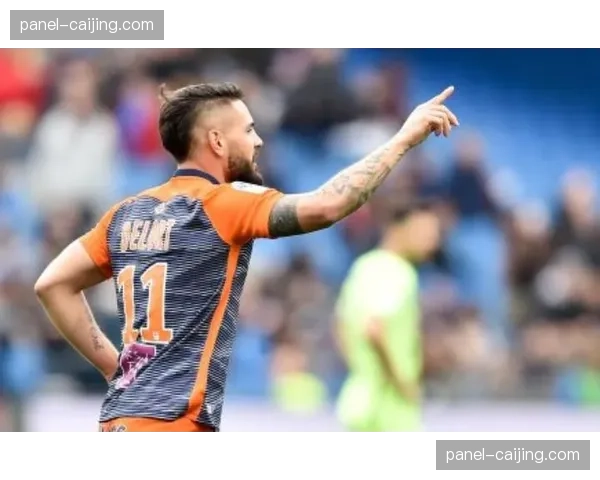 走进法甲VAR操作中心：揭秘一次越位判罚的诞生过程